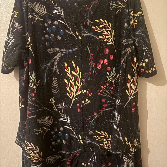 Agnes and Dora Plus Size 3X Tunic Blouse - Picture 2 of 7